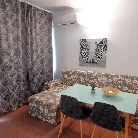 Seaview Apartment - Clara Sarafovo - 100M To Sea Бургас Экстерьер фото