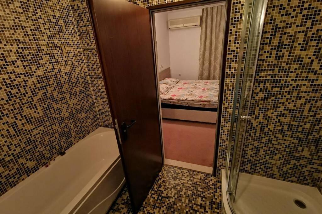 Seaview Apartment - Clara Sarafovo - 100M To Sea Бургас Экстерьер фото