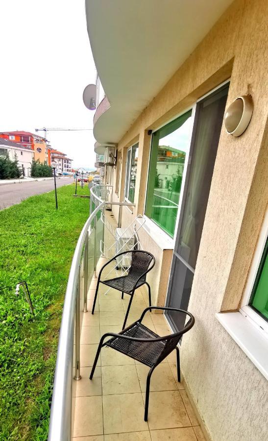 Seaview Apartment - Clara Sarafovo - 100M To Sea Бургас Экстерьер фото