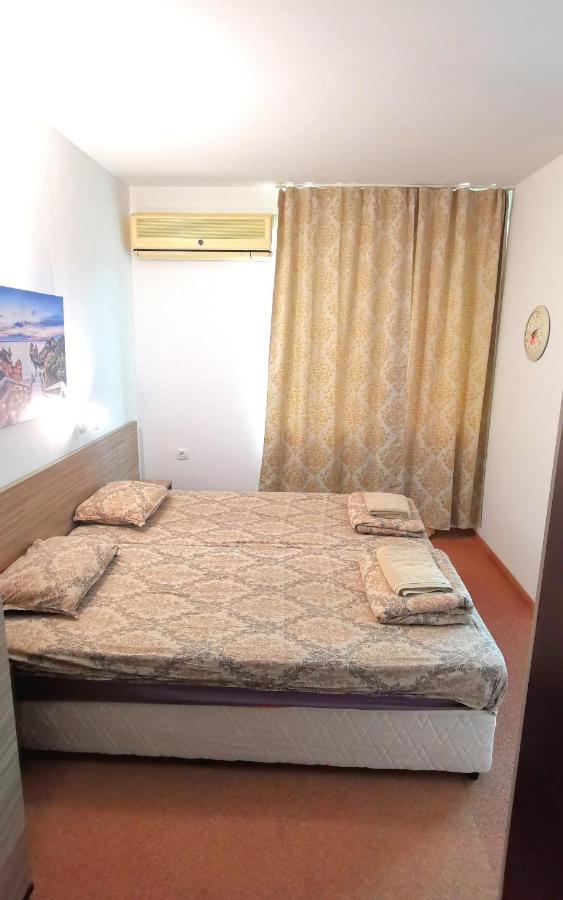 Seaview Apartment - Clara Sarafovo - 100M To Sea Бургас Экстерьер фото