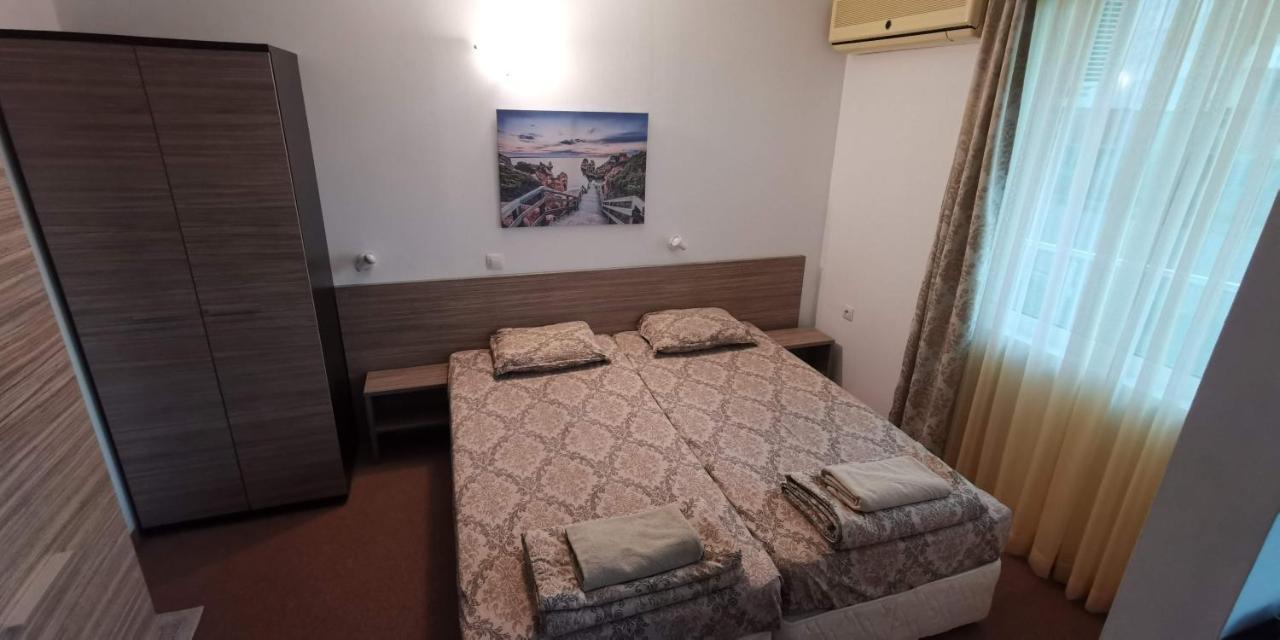 Seaview Apartment - Clara Sarafovo - 100M To Sea Бургас Экстерьер фото